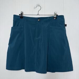 L.L. Bean Women’s Teal Skort Hiking Active Size 6 Reg